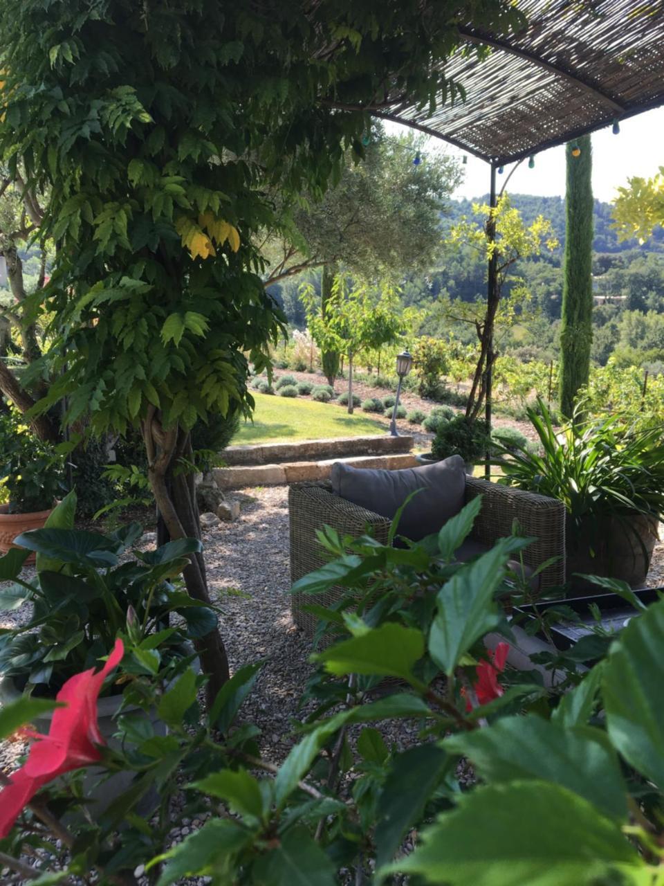 Le Grand Jardin Panzió Lafare Kültér fotó
